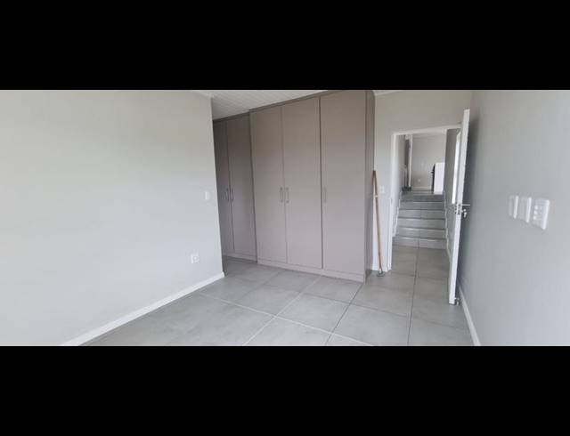 3 BEDROOM TOWNHOUSE FOR SALE IN ISLAND VIEW